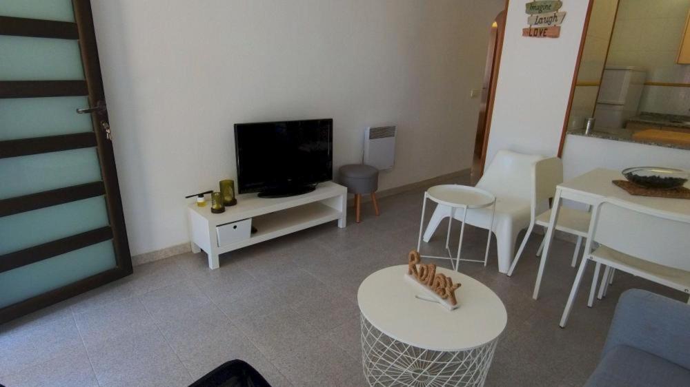 Encantador Apartamento Gaviotas Cerca De La Playa Apartment Calafat Bagian luar foto