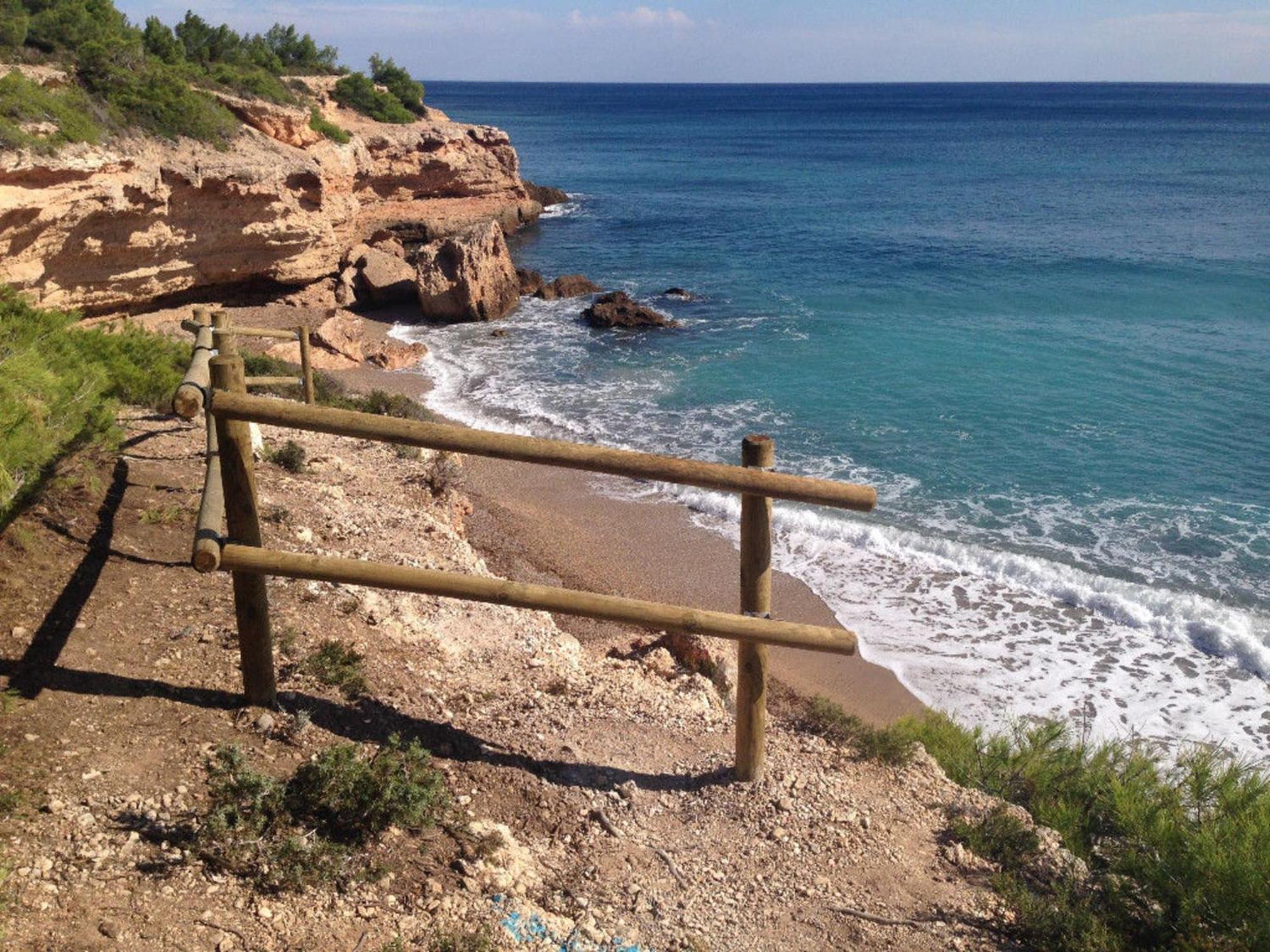 Encantador Apartamento Gaviotas Cerca De La Playa Apartment Calafat Bagian luar foto